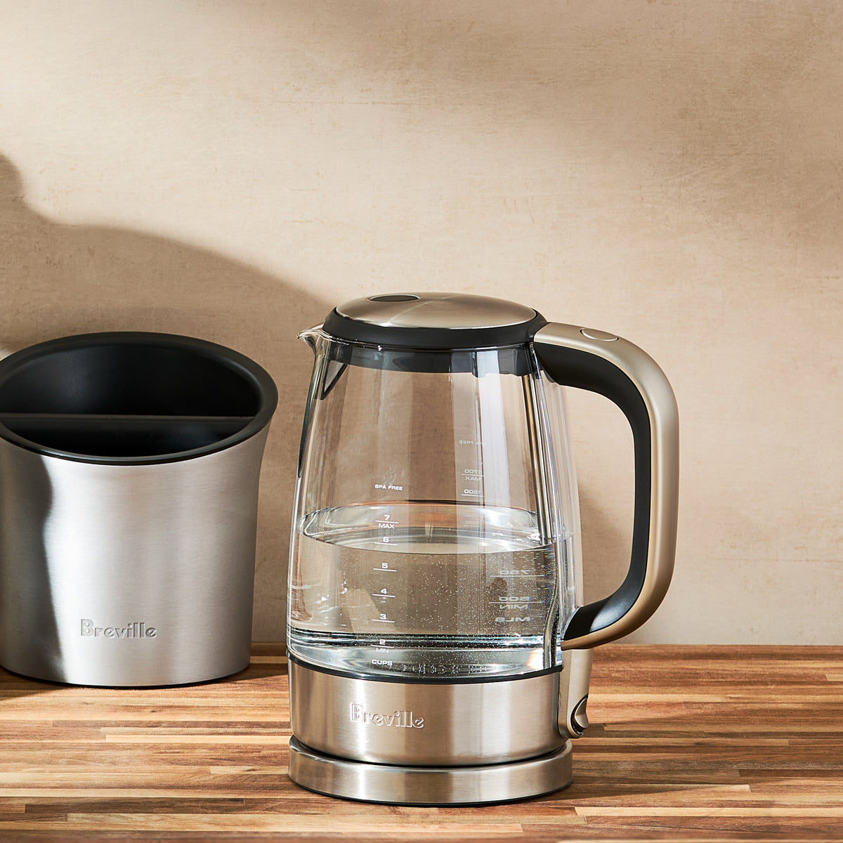 Breville the Crystal Clear™ Hot Water Kettle Whole Latte Love Canada