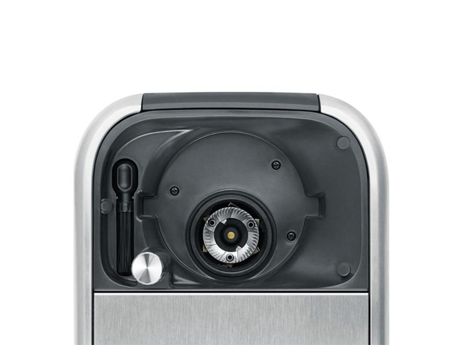 Breville BDC650BSS Grind Control Hopper.