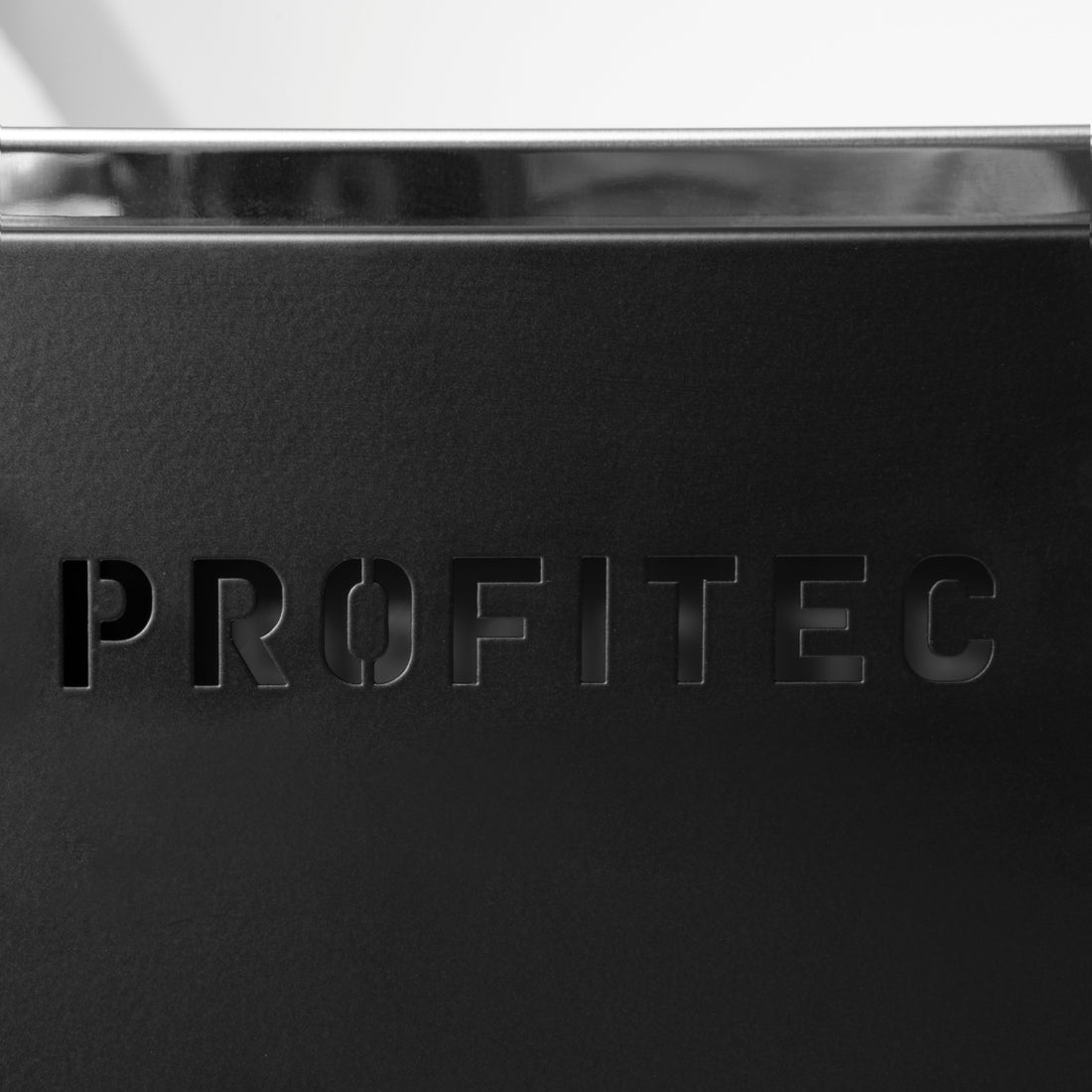 profitec go black back logo detail || black