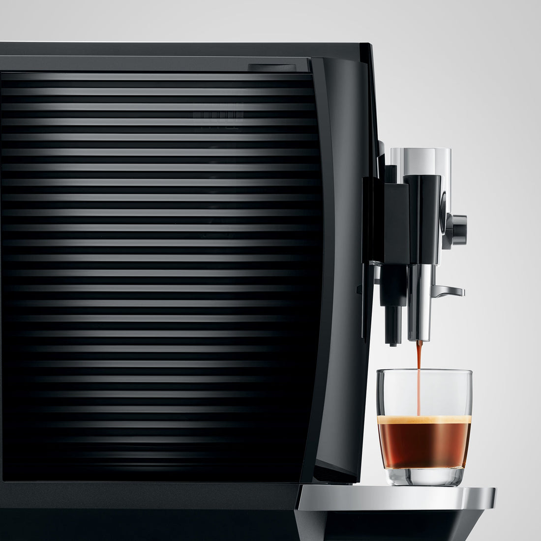 JURA E8 Espresso Machine - Piano Black (NAA)