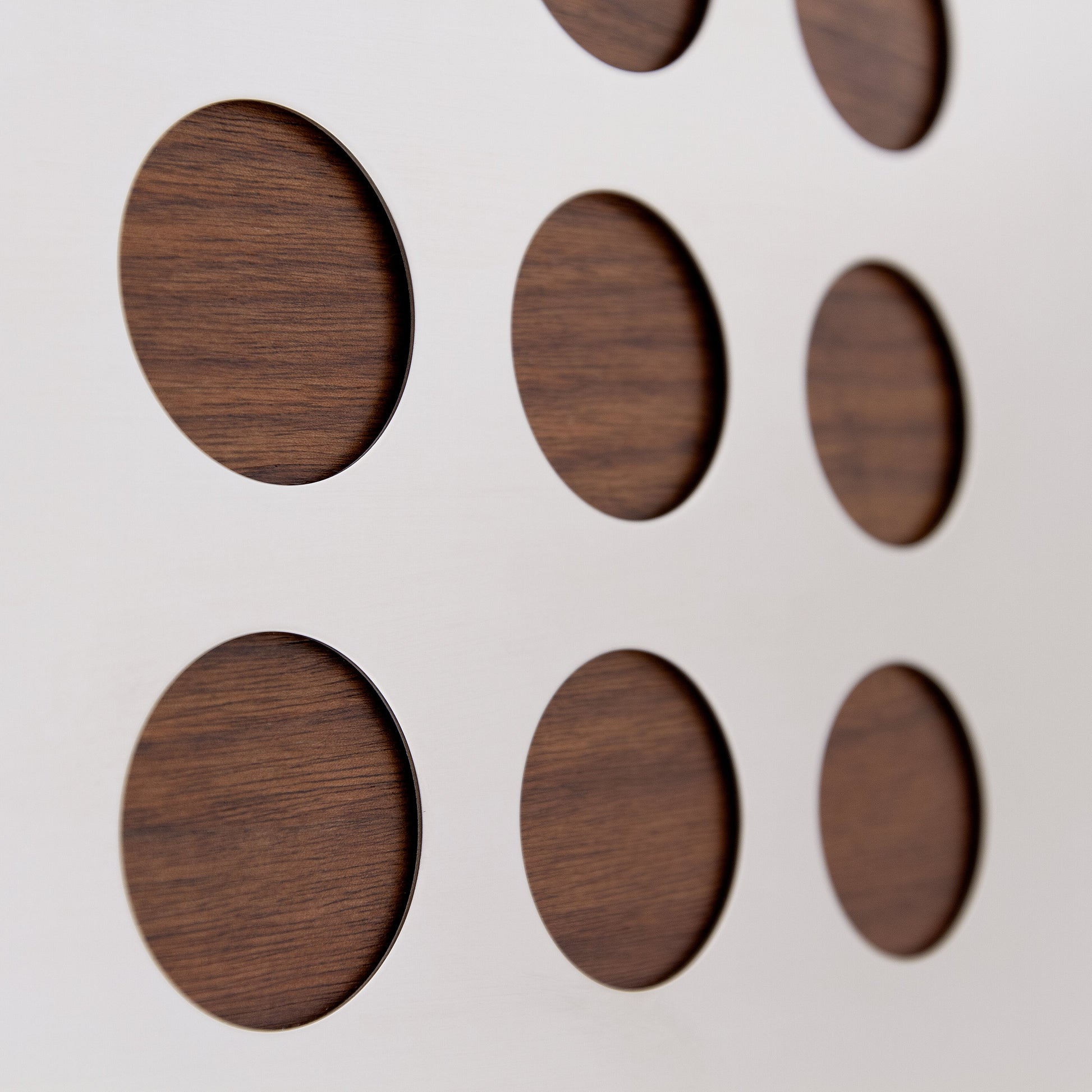 Rocket Appartament, side panels with walnut wood inserts